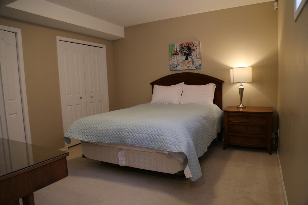 Ming'S Homestay YYC Exterior foto